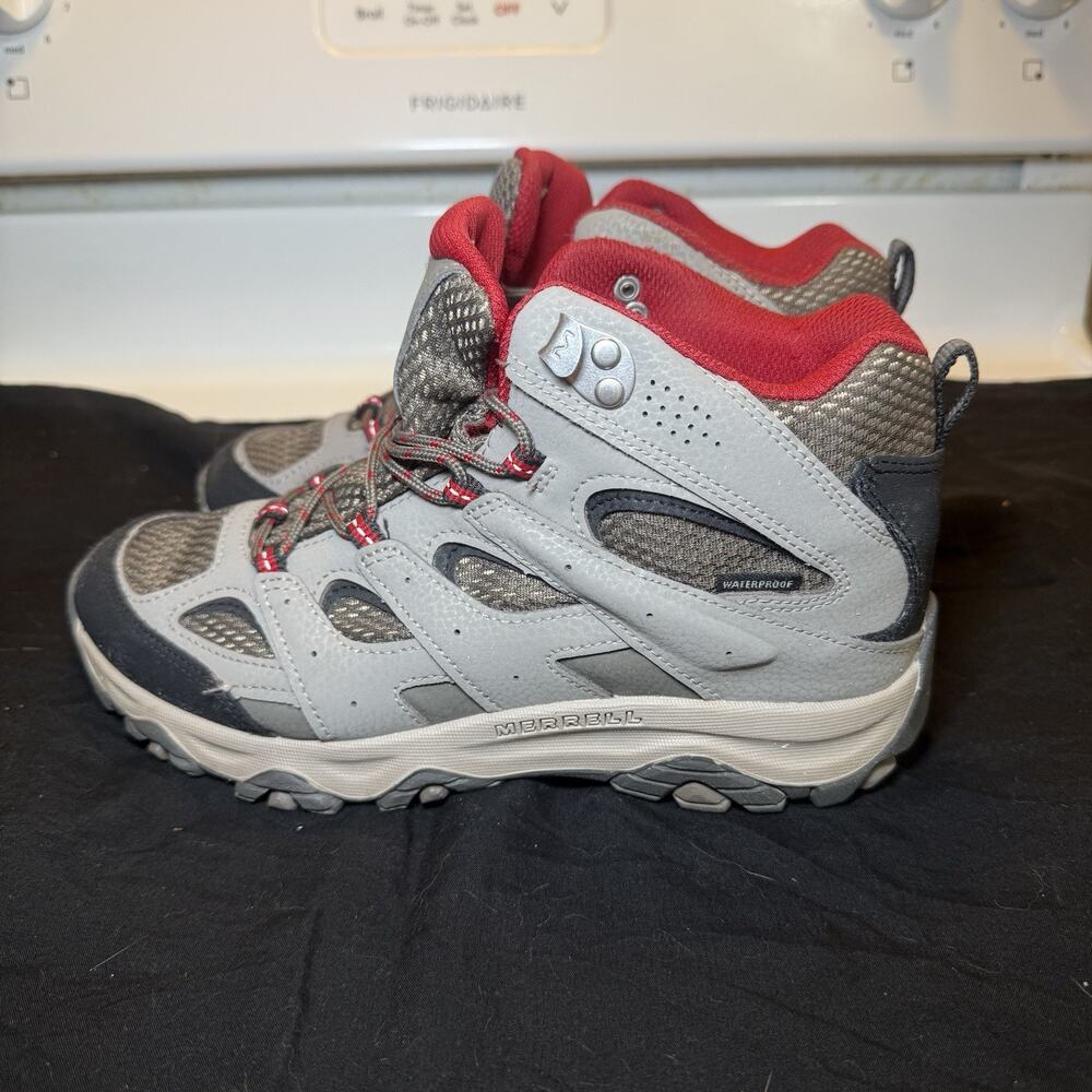 Merrell Moab 3 Mid Women’s Waterproof Hiking Boots Size 6 Red Grey Black